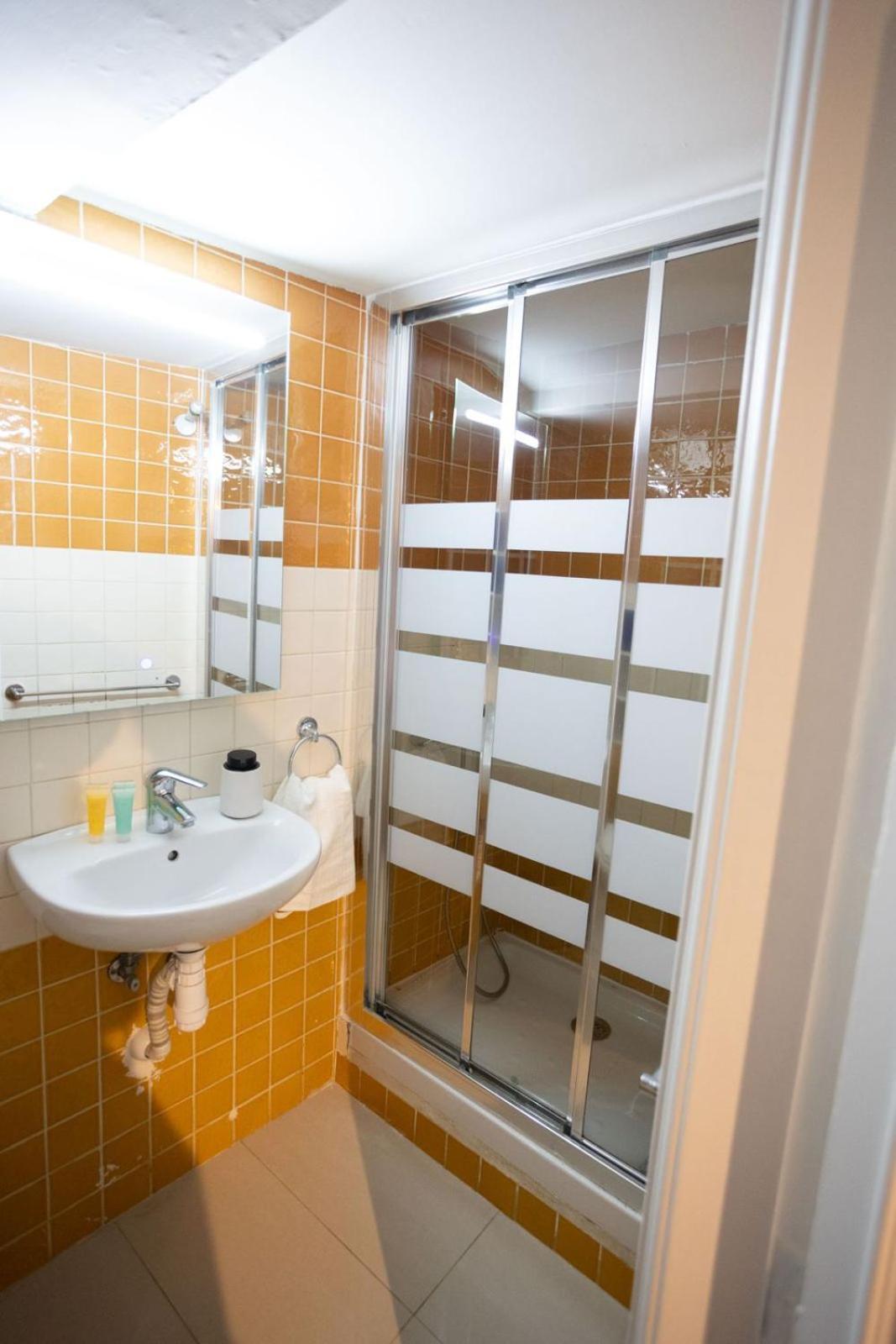 Urban Duplex City Centre Малага Экстерьер фото